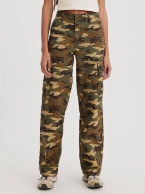 Levi's '94 Baggy Mid Rise Straight Cargo Wide Leg Pant Green Camo 25